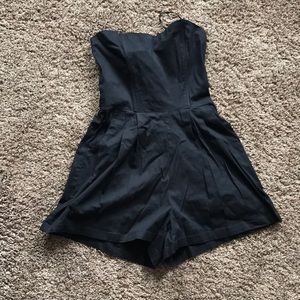 Black shorts strapless romper with pockets